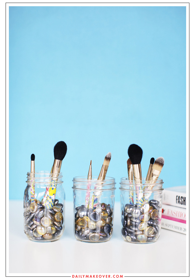 how_to_organize_makeup_brushes1